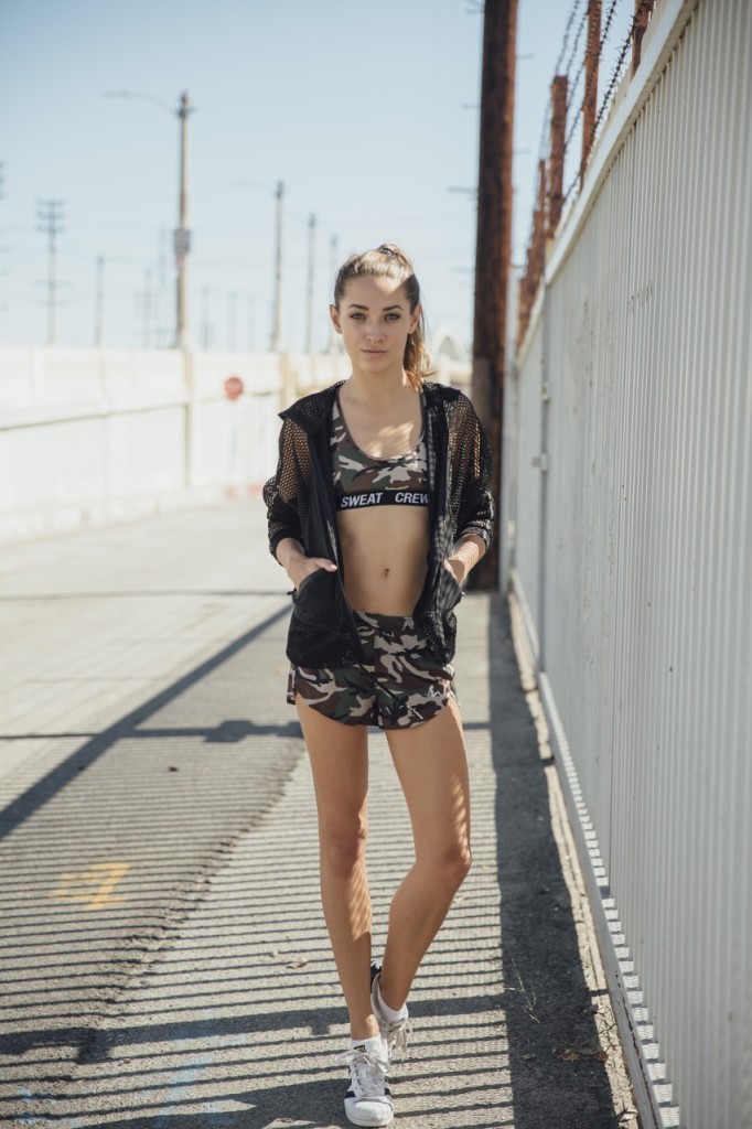 Streetstyle. FItness fashion: work out in the city. Photos by Yoon Kim