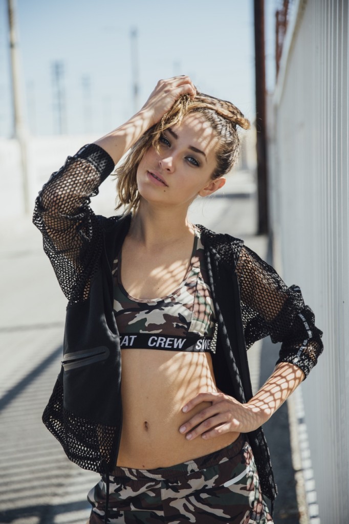 Streetstyle. FItness fashion: work out in the city. Photos by Yoon Kim
