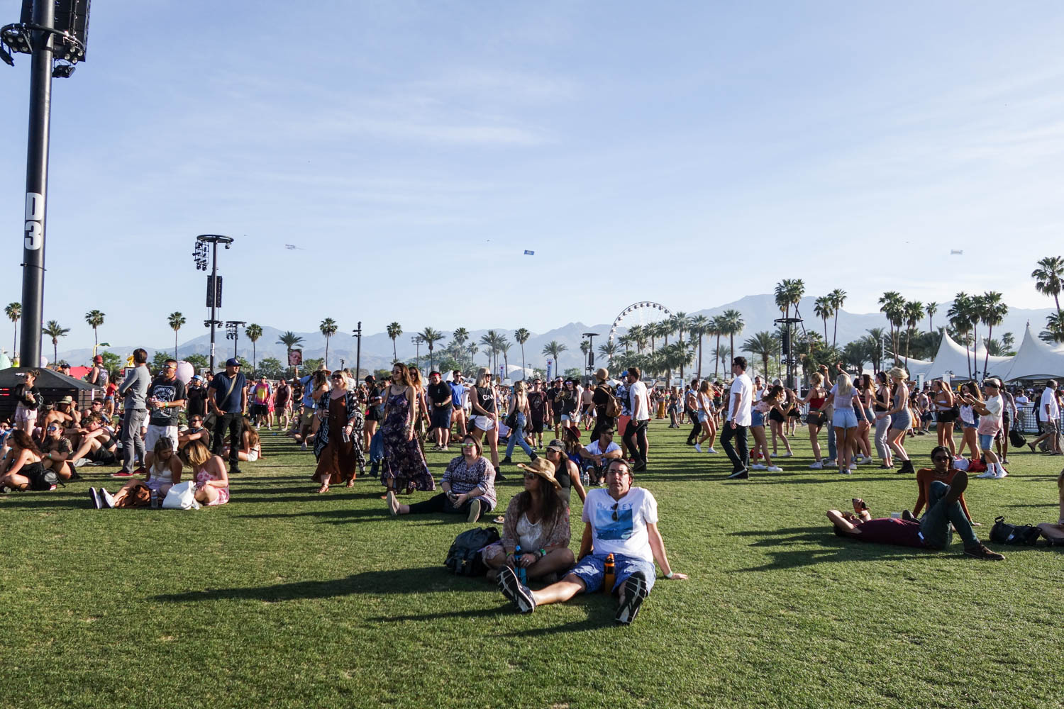 Coachella 2017 Weekend 1 festival fashion style seen on blogger model Xenia.Mz. Photos by Samuel Black