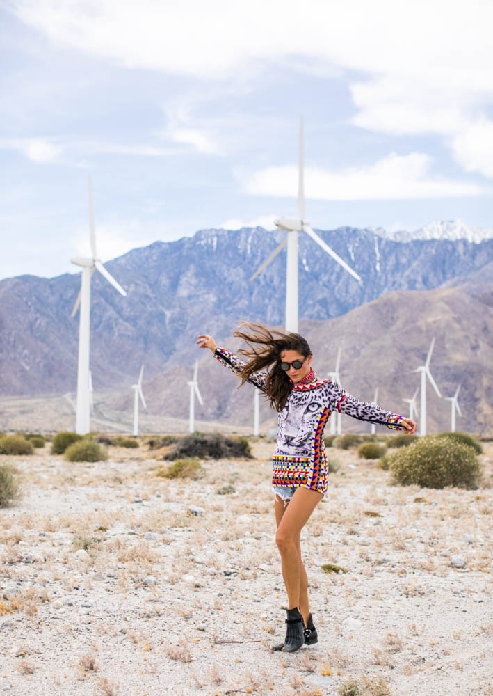 Coachella 2017 Weekend 1 festival fashion style seen on blogger model Xenia.Mz. Photos by Samuel Black