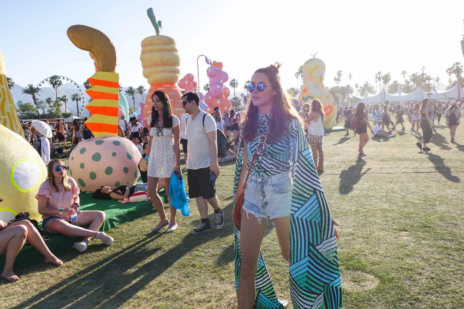 Coachella 2017 Weekend 1 festival fashion style seen on blogger model Xenia.Mz. Photos by Samuel Black