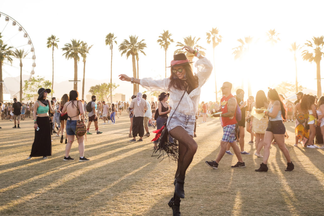 Coachella 2017 Weekend 2 festival fashion style seen on blogger model Xenia.Mz. Photos by Samuel Black